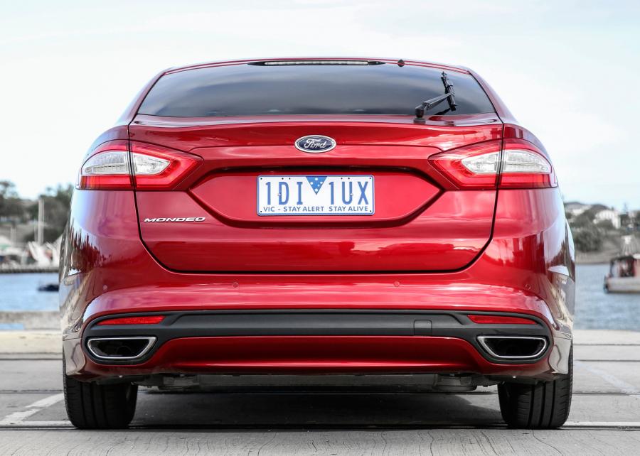  Ford Mondeo Hatchback 2015 года  (AU) (фото 5 из 15)